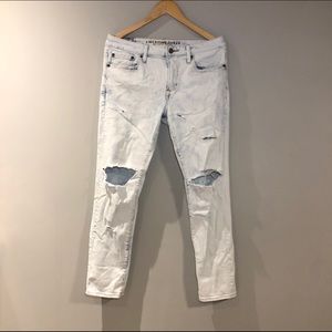 American Eagle Distressed Jeans